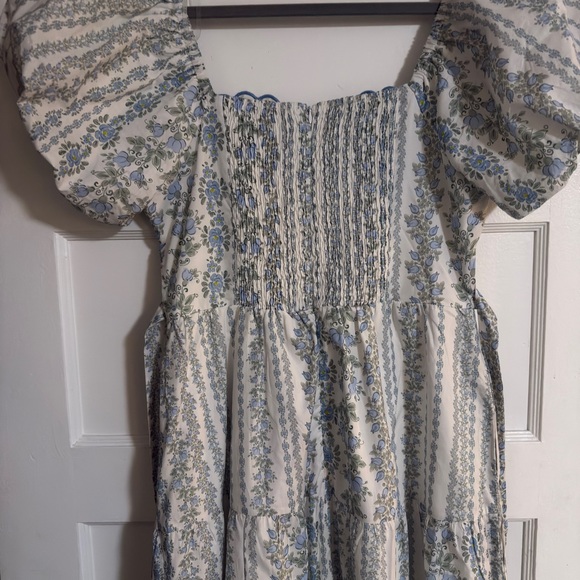 Floral Blue and White Dress - Picture 4 of 8